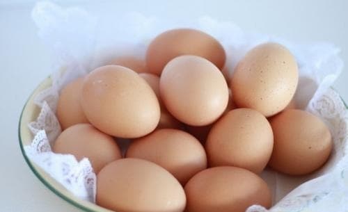 lưu ý khi mua trứng, kinh nghiệm khi mua trứng gà, trứng gà