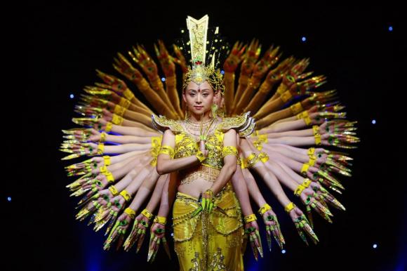 Thái Lệ Hoa,Phật bà nghìn tay,sao Hoa ngữ