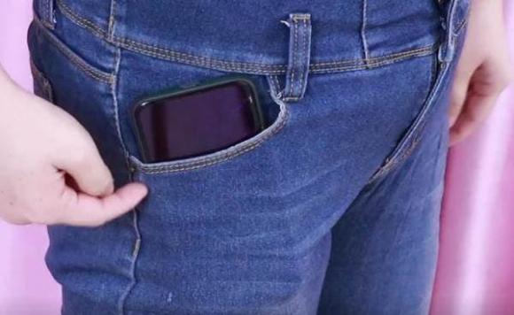 Khi bỏ điện thoại vào túi, màn hình nên đặt ở bên nào? Nhiều người không hiểu, đừng bỏ qua 'kiến thức' này
