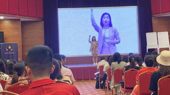 Diễn giả Thảo Phạm, Bán hàng online, livestream bán hàng