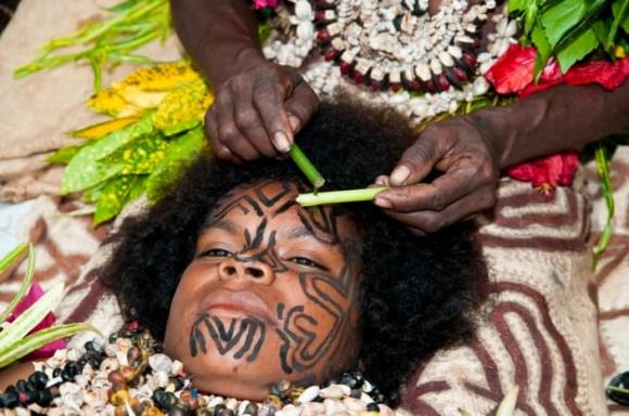Bộ tộc Motu, xăm hình, xăm hình kín người, Motu, Papua New Guinea, bộ tộc xăm kín người