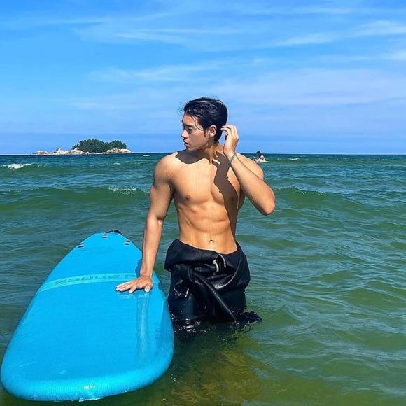 Mỹ nam Han Jungwan đăng quang Mister International Korea 2021, cuộc thi