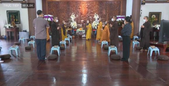 Phi Nhung, Sao Việt, Buổi lễ cầu siêu