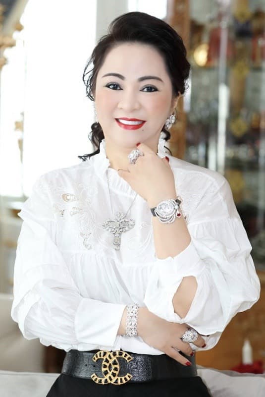 Ceo Nguyễn Phương Hằng, bà chủ Đại Nam, Nữ hoàng Livestream, Nguyễn Phương Hằng, streamer Bình Dương