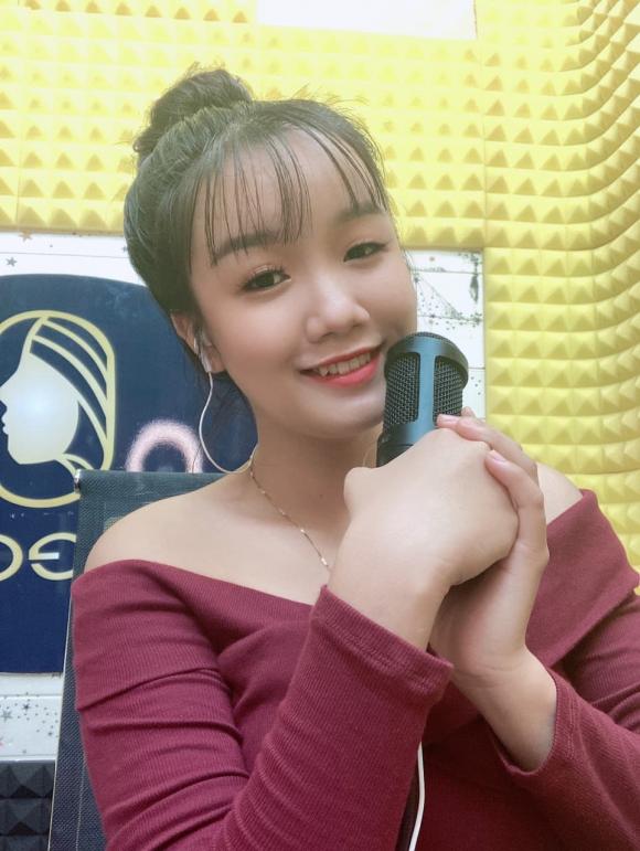 linh-em-2610 (1).jpg 0 Linh Em, cô gái cover triệu view, giới trẻ, thanh niên