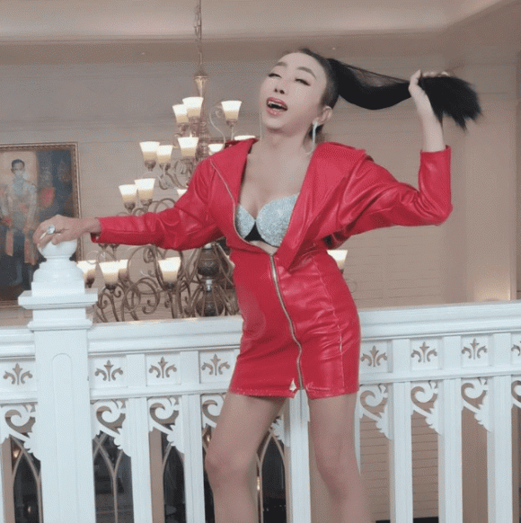 Sitang Buathong, Thảm họa chuyển giới Thái Lan, phẫu thuật hỏng
