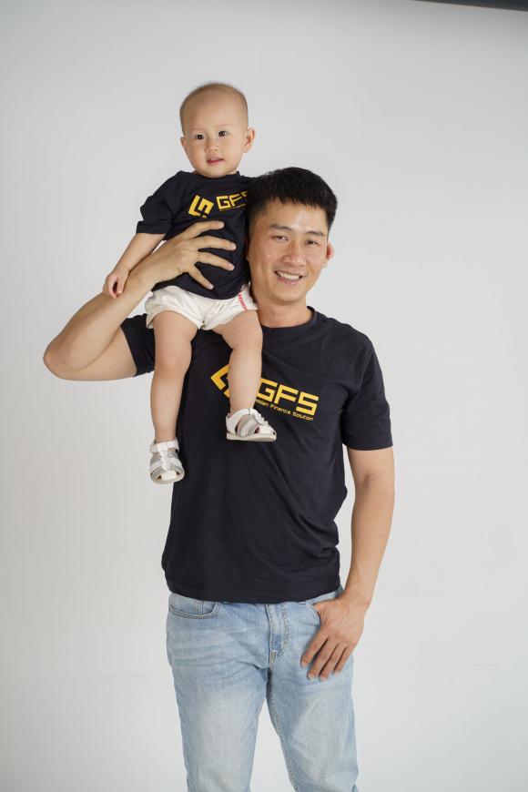 Doanh nhân Phạm Văn Hưởng, khởi nghiệp, doanh nhân trẻ