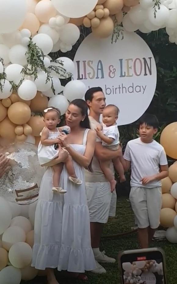 Lisa - Leon 'quẩy' nhiệt tình trong tiệc sinh nhật, nhìn cách Kim Lý đối xử  với Subeo mới hiểu vì sao Hà Hồ yêu anh