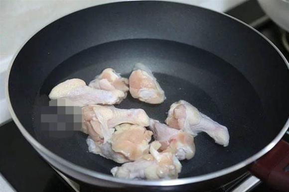 cánh gà, đầu cánh gà, cánh gà om, dạy nấu ăn, mẹo nấu ăn