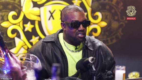 Kanye West khẳng định ‘chưa ly hôn’, Kim Kardashian đã hẹn hò tình trẻ? Kanye West khẳng định ‘chưa ly hôn’, Kim Kardashian đã hẹn hò tình trẻ?