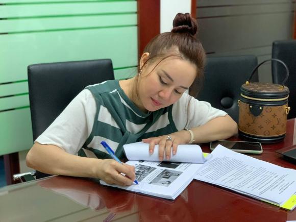 Động thái bất ngờ của Vy Oanh sau khi gửi đơn yêu cầu bảo vệ khẩn cấp vì bị đe dọa