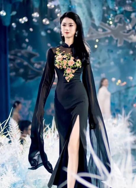 Hoa hậu Hoàn vũ Trung Quốc 2021, nhan sắc Hoa hậu Hoàn vũ Trung Quốc 2021, hoa hậu 