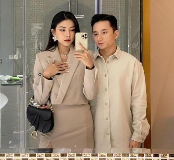 Vợ Phan Mạnh Quỳnh đáp trả khi bị anti-fan ‘đá xéo’ mất điện thoại mà làm quá: ‘Tiền mồ hôi nước mắt chứ lá mít đâu’