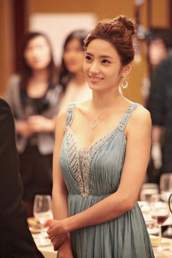 Han Chae Young, sao nữ lấy đại gia, nữ diễn viên lấy chồng giàu, minh tinh Hàn cưới 