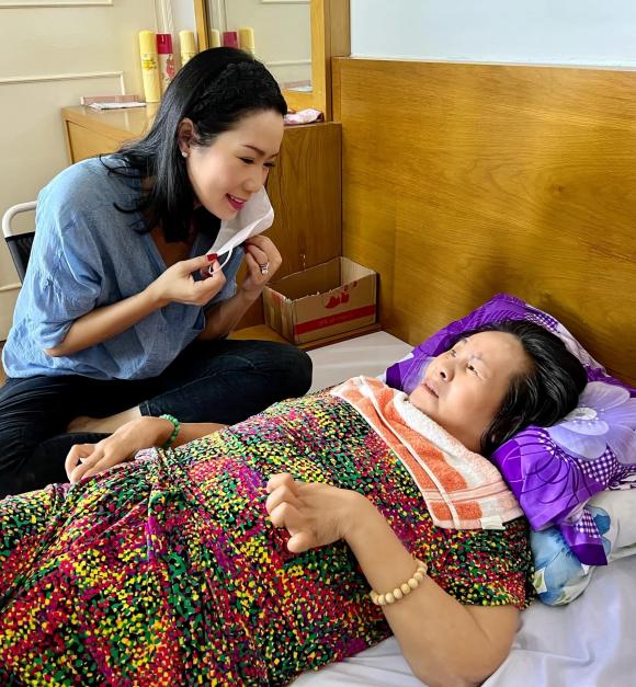 Trịnh Kim Chi Hoàng Lan bệnh nặng Sao Việt
