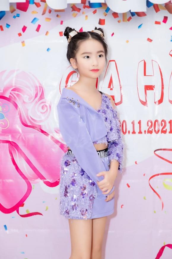 Con gái Hoa hậu Bùi Thị Hà, Ruby, giới trẻ