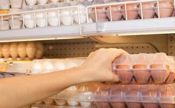 trứng, mua trứng ngon, cách chọn trứng ngon, mẹo hay, kinh nghiệm đi chợ