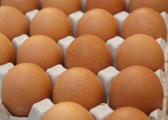 trứng, mua trứng ngon, cách chọn trứng ngon, mẹo hay, kinh nghiệm đi chợ