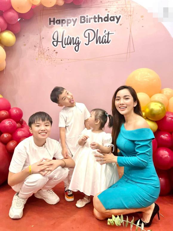 Kim Cương, Ưng Hoàng Phúc, Sao Việt, Nam ca sĩ