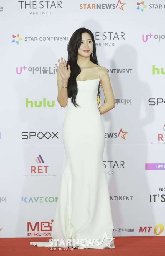 Asian Artist Awards, AAA 2021, sao Hàn, thời trang thảm đỏ