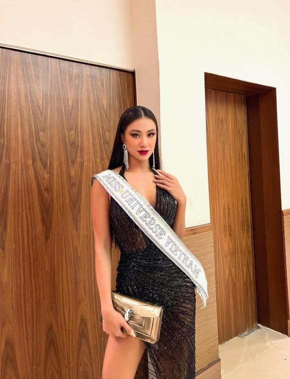 á hậu Kim Duyên, sao Việt, Miss Universe 2021