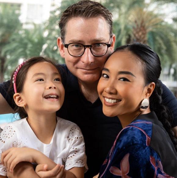 bé Sol, con gái Đoan Trang, Đoan Trang và ông xã người Thụy Điển, sao Việt