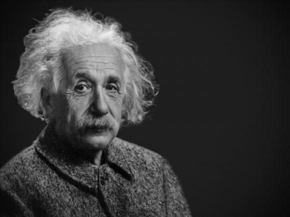 Einstein, tóc xù, tóc không chải được, tóc lạ