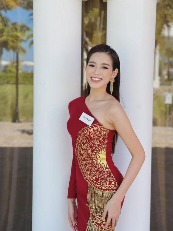 đỗ thị hà, sao việt, miss world 