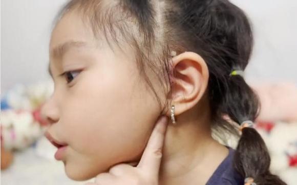Lê Dương Bảo Lâm, con gái Lê Dương Bảo Lâm, sao Việt