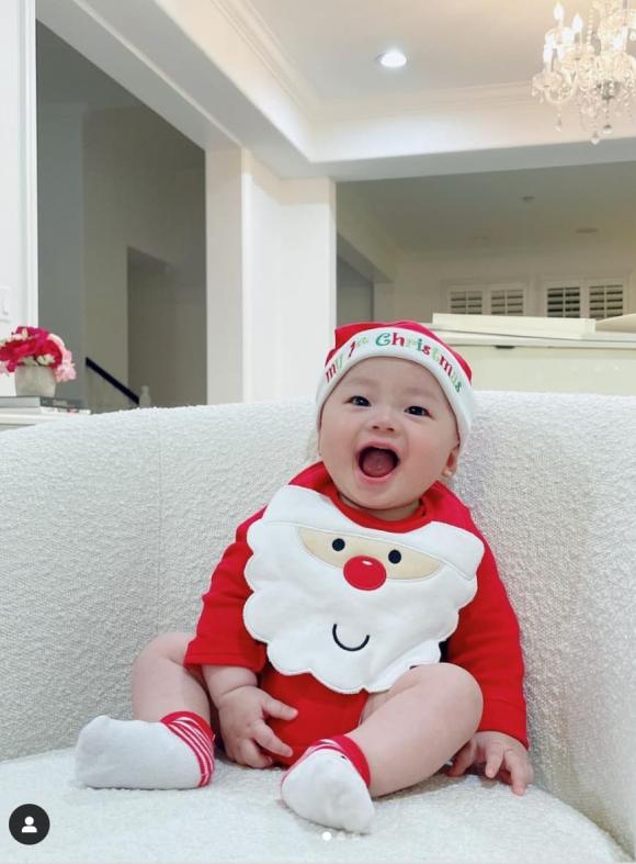 hoa hậu Phạm Hương, sao Việt, ảnh noel