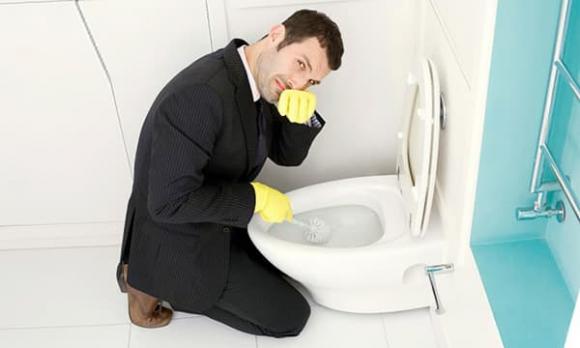mẹo vệ sinh nhà cửa, vệ sinh nhà tắm, mẹo khách phụ sự cố