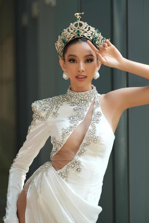 hoa hậu Thùy Tiên, hoa hậu Nguyễn Thúc Thùy Tiên, sao Việt, Miss Grand International 2021, sao Việt