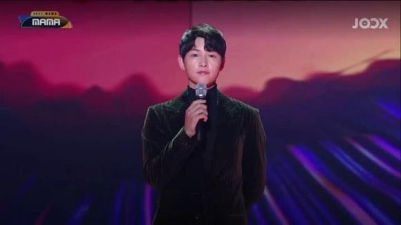 song joong ki, mama 2021, tình tin đồn, sao hàn 
