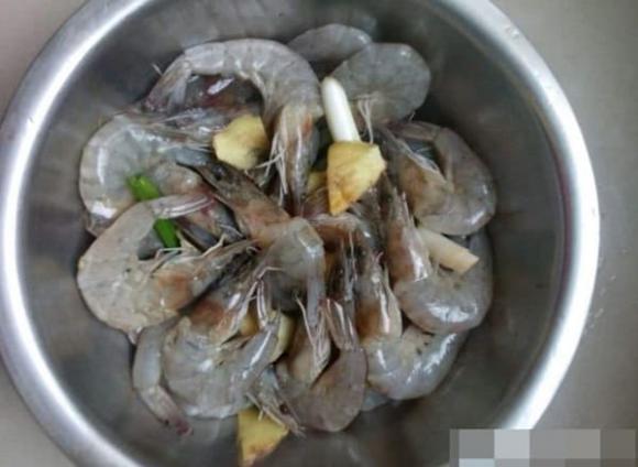 tôm luộc, mẹo luộc tôm, món ngon mỗi ngày