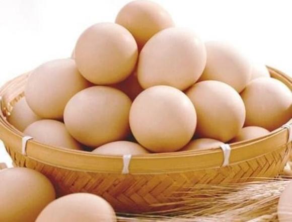 cách chọn trứng, chọn mua trứng ngon, mẹo chọn trứng 