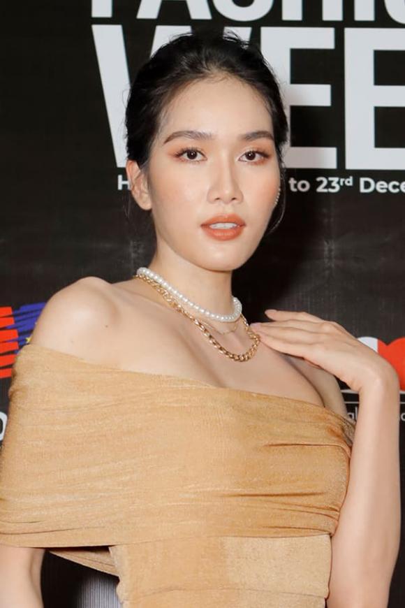 Tuần lễ thời trang Việt Nam 2021, Khánh vân, sao việt, sao trên thảm đỏ