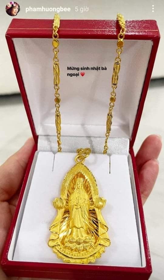 hoa hậu Phạm Hương, mẹ Phạm Hương, sao Việt