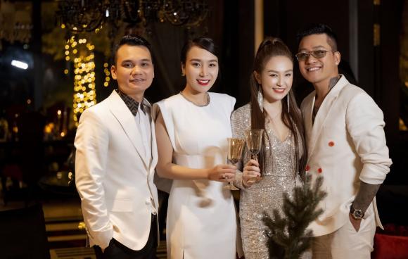 Vợ chồng Tuấn Hưng, Khắc Việt , doanh nhân Bích Nguyệt