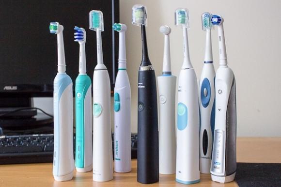bàn chải điện, bàn chải đánh răng, lưu ý khi sử dụng bàn chải điện