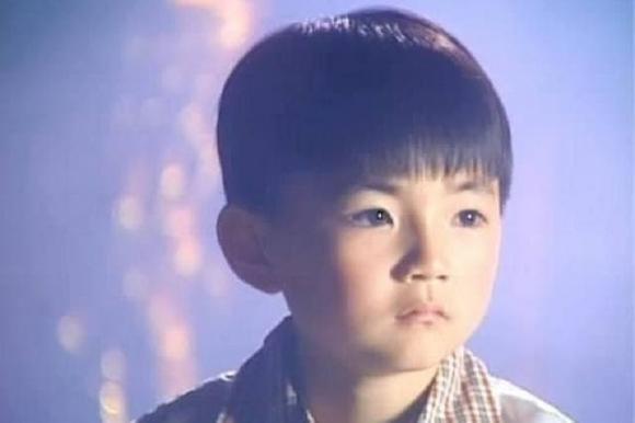 Vương Hân Dật, sao nhí, sao Hoa ngữ