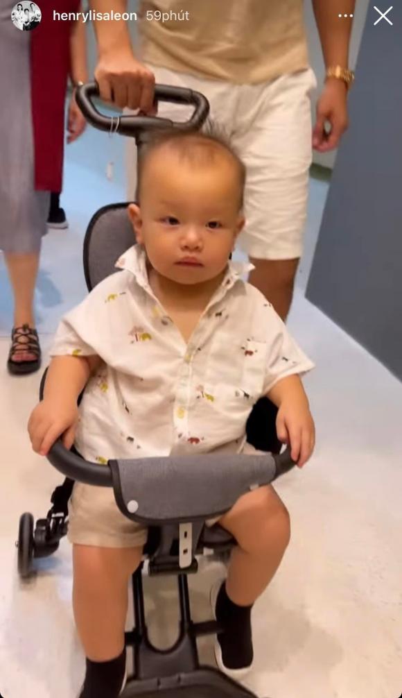 ca sĩ Hồ Ngọc Hà, sao Việt 