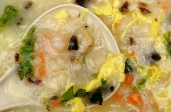 Cách nấu súp hải sản đơn giản nhưng thơm ngon bổ dưỡng và rất hợp ngày lạnh