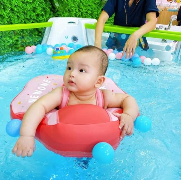 giai đoạn vàng giúp con pháp triển, PamperMe, bơi thủy liệu