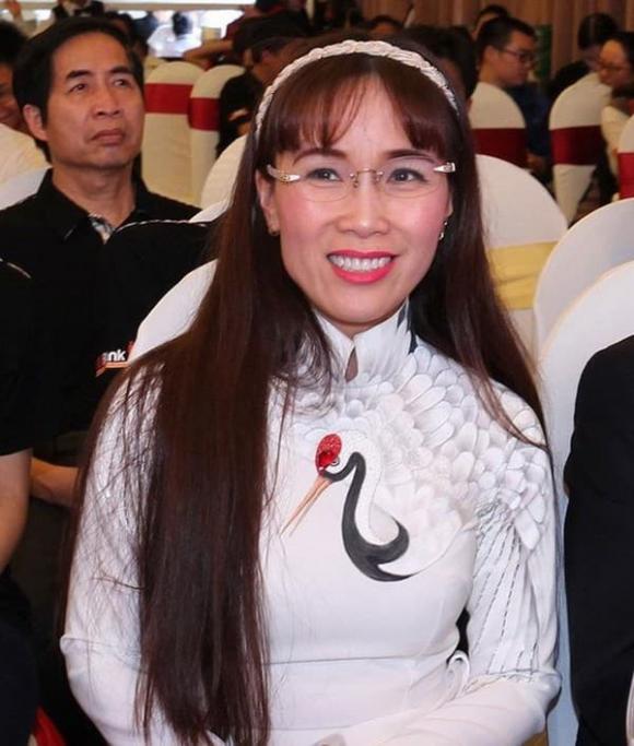 CEO Việt, nhan sắc nữ CEO Việt, bà Phương Hằng