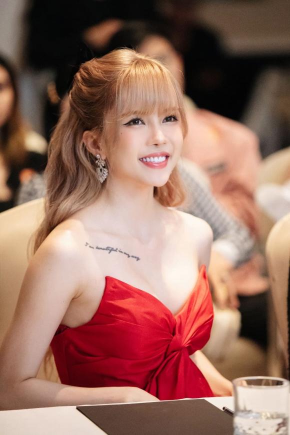 thieu-bao-tram-101 (1).jpg 0 Thiều Bảo Trâm, Shynh Luxury Gold Therapy, Trẻ hóa da