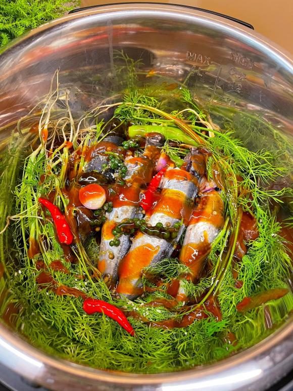 cá nục kho cà chua, món ngon từ cá nục, công thức làm cá nục kho cà chua