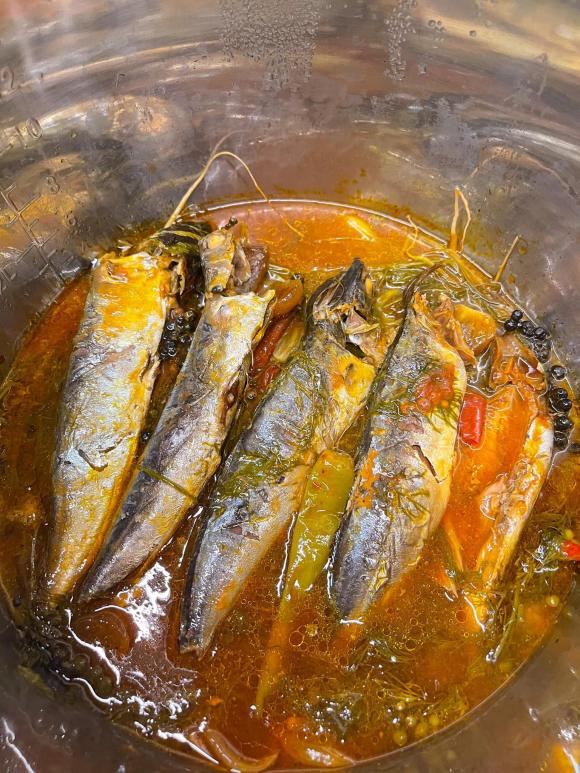 cá nục kho cà chua, món ngon từ cá nục, công thức làm cá nục kho cà chua