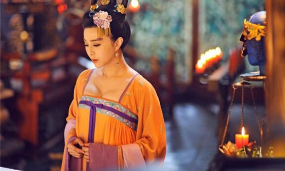 Tại sao trên mông con gái luôn có hai 