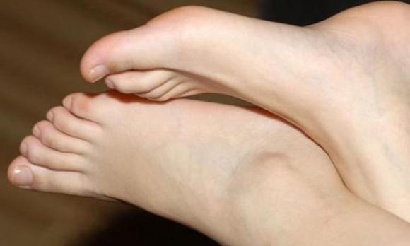 tướng bàn chân giàu có, tướng số, người giàu sở hữu tướng bàn chân này