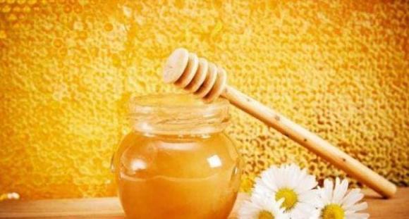 mật ong, lợi ích của mật ong, ai không nên uống mật ong